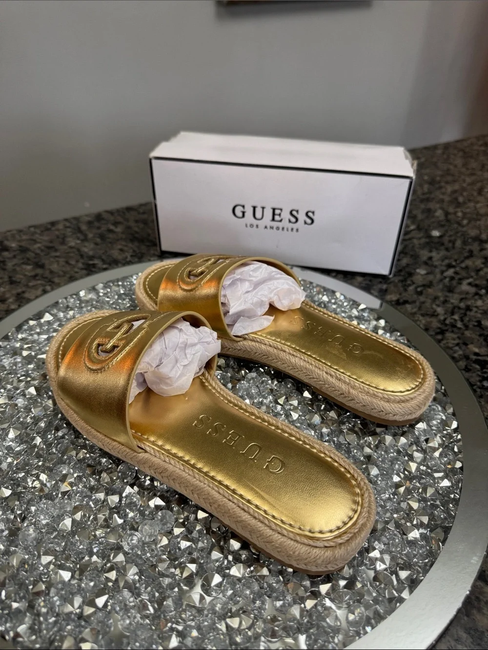 Guess new box